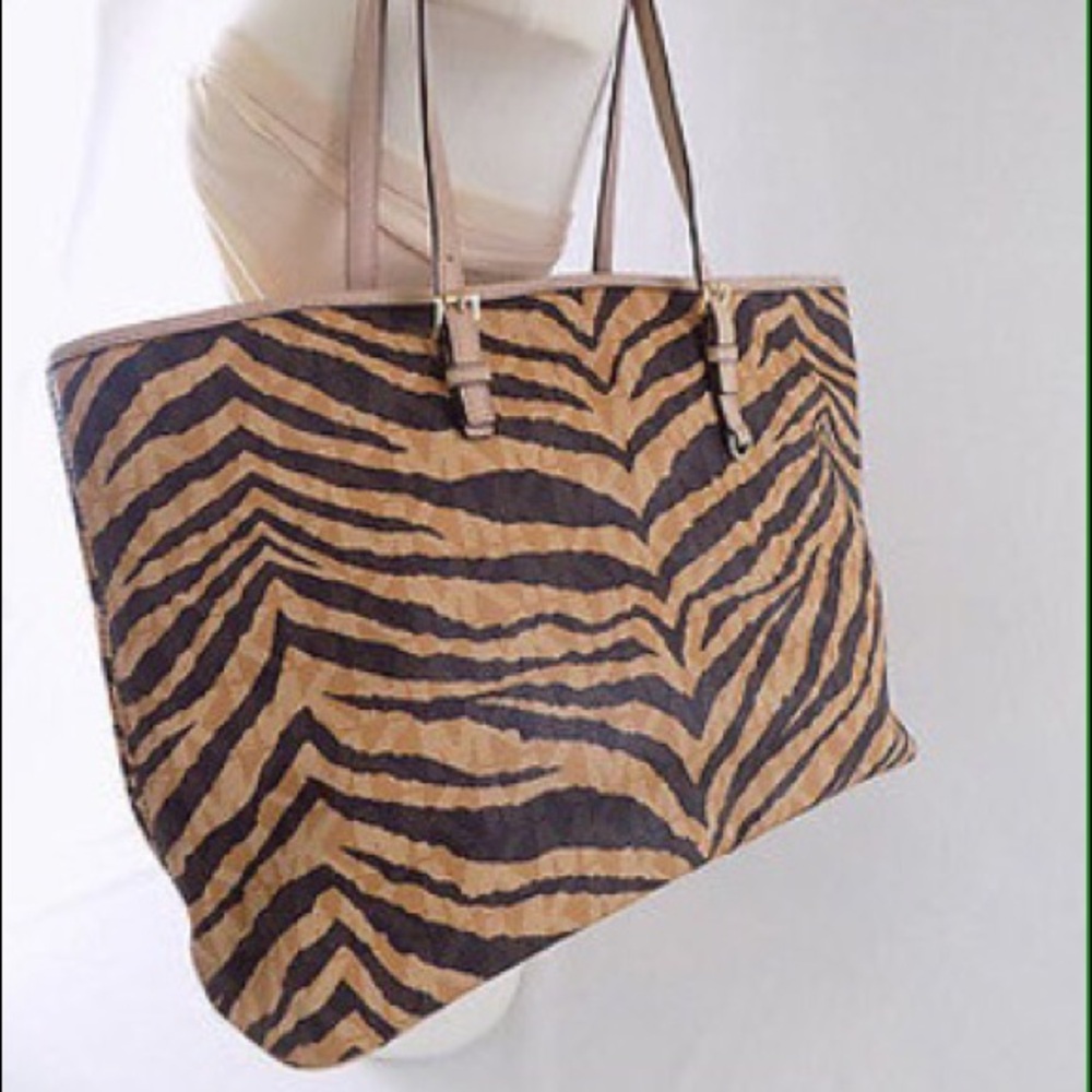 MARKDOWN - Michael Kors Jet Set Tote - Tiger Print-Saffiano leather - Picture 2 of 8